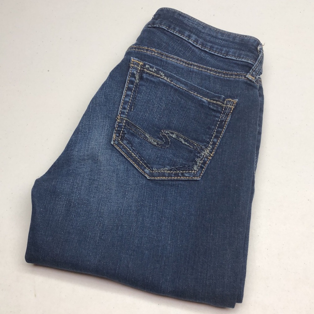 SILVER SUKI STRAIGHT LEG JEANS 28x33 ⭐️
